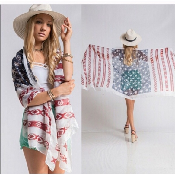 Accessories - 🇺🇸🇺🇸New patriotic scarf, wrap, or cover-up.
